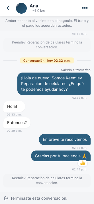 Chat entre el vecino y el negocio, con el letrero fijo de que el trato lo acuerdan ustedes